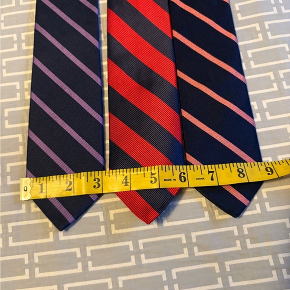 Brooks Brothers Set of 3 Silk Ties - Picture 5 of 5